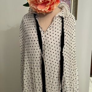 Max Studio ivory and black polka dot blouse